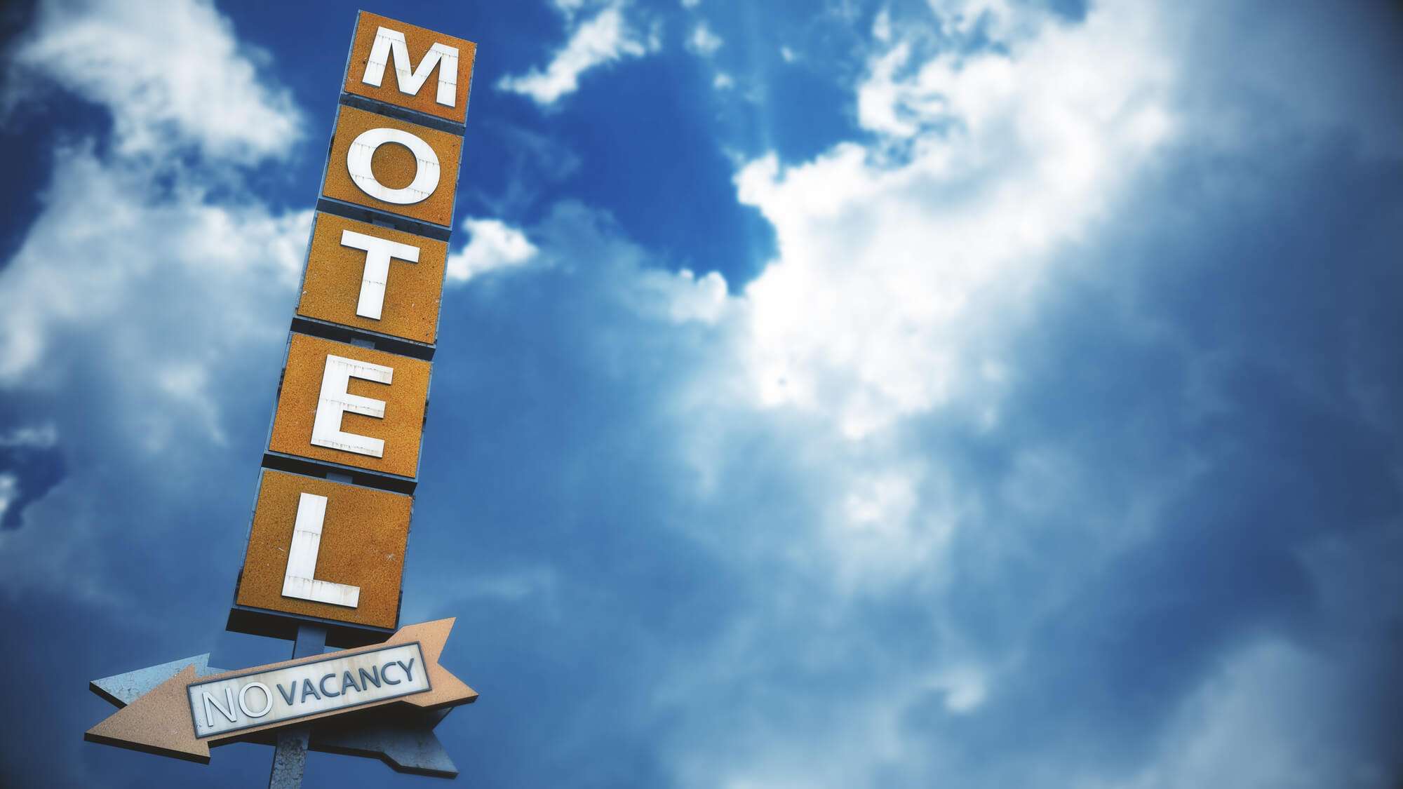 Precificação de serviços: como definir o valor cobrado no seu motel?